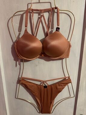 La Senza Strappy Dusty Rose Lingerie Set - 2 Cup Push Up Bra & Panty